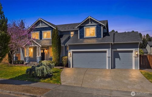 817 218th St Se, Bothell, WA, 98021-8362 | Card Image