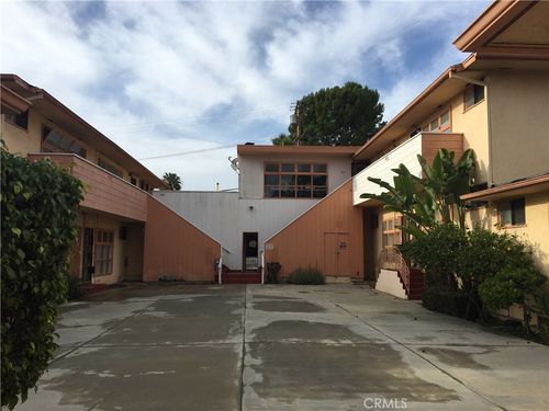 7113 7107 La Tijera Boulevard, Los Angeles, CA, 90045 | Card Image