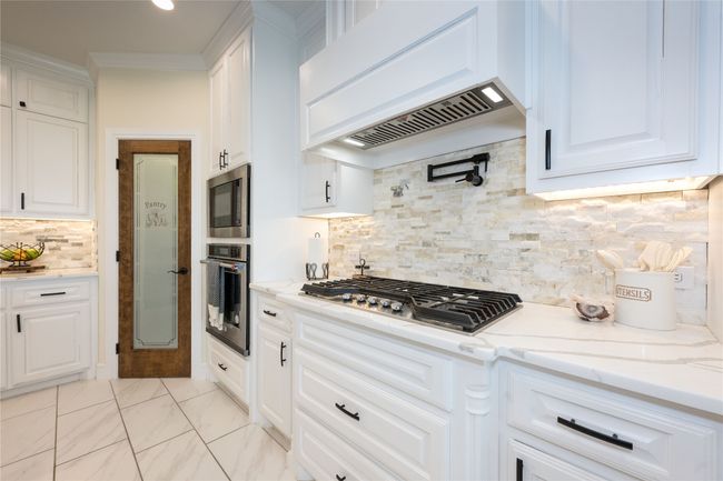 9744 County Road 502, House other with 5 bedrooms, 5 bathrooms and null parking in Blue Ridge TX | Image 14