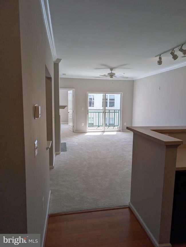APT-340 - 12001 Market St, Condo with 2 bedrooms, 2 bathrooms and null parking in RESTON VA | Image 11