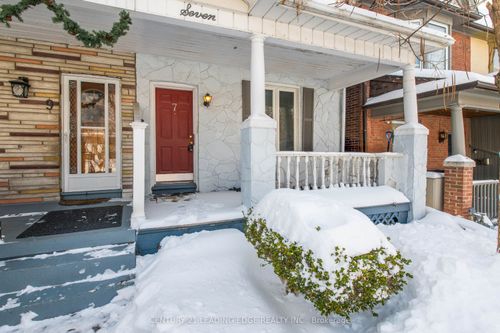7 Hunter St, Toronto, ON, M4J1C1 | Card Image