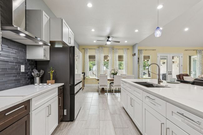 6467 Asher Rd, Condo with 6 bedrooms, 4 bathrooms and null parking in Alvarado TX | Image 4