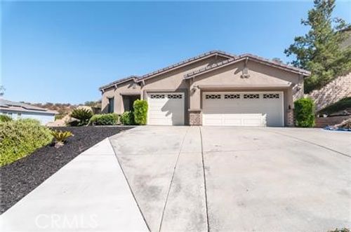 29248 Sandpiper Dr, Lake Elsinore, CA, 92530-7267 | Card Image