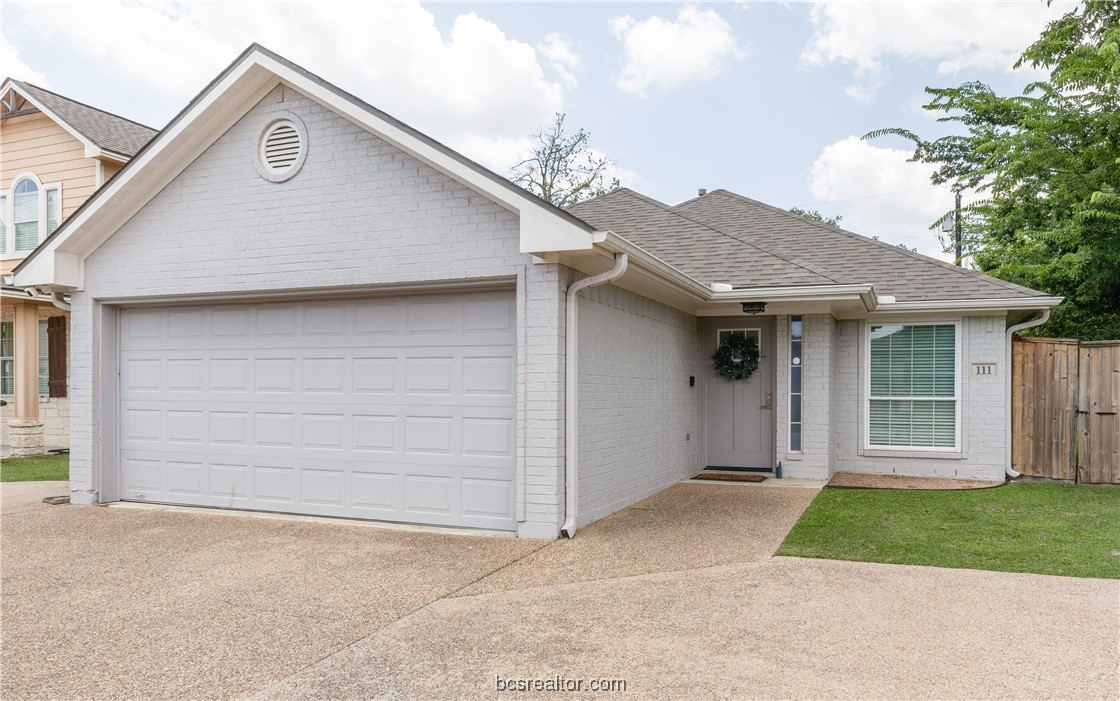 Luther St, College Station, TX 77840