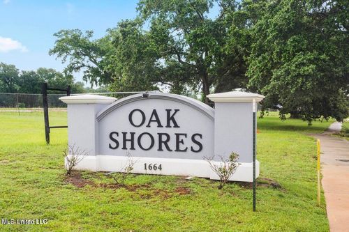 37-1664 Beach Blvd, Biloxi, MS, 39531-5361 | Card Image