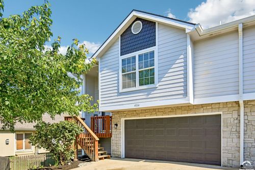 4934 Stoneback Pl, Lawrence, KS, 66047-8938 | Card Image