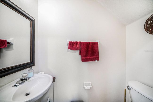 18981 Duquesne Dr, Townhouse with 2 bedrooms, 3 bathrooms and null parking in TAMPA FL | Image 14
