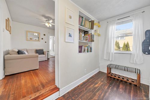 108 E Devonia Ave, Mount Vernon, NY, 10552-1008 | Card Image