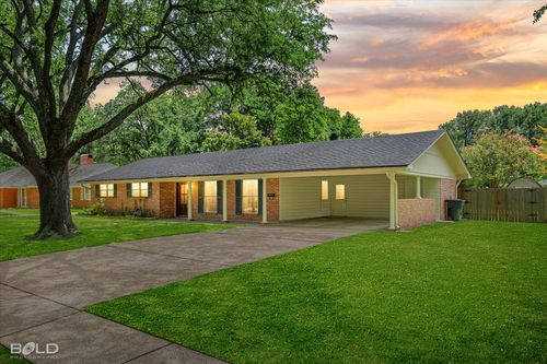 2308 Arlington Pl, Bossier City, LA, 71111-2423 | Card Image