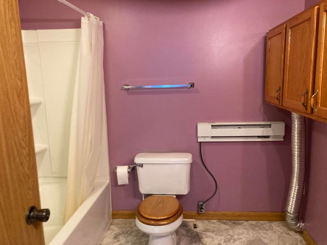 1439 W Central Ave, House other with 2 bedrooms, 1 bathrooms and null parking in Bluffton IN | Image 15