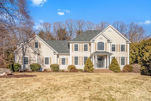 8 Sycamore Hills Road, Avon, CT, 06001 | Card Image