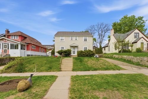 1545 Laurel Ave, Saint Paul, MN, 55104-6739 | Card Image