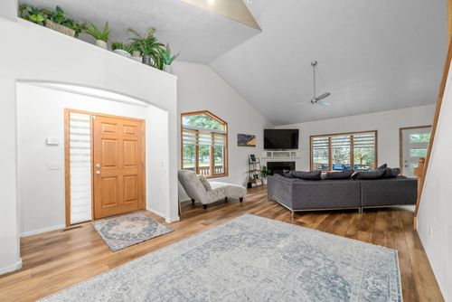 6100 S Tomar Rd Road, Sioux Falls, SD, 57108 | Card Image