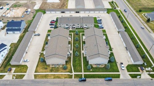 4020 Mckenzie Dr Se, Mandan, ND, 58554-6239 | Card Image