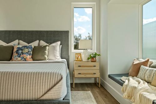 1-4601 Hank Ave, Austin, TX, 78745-1823 | Card Image