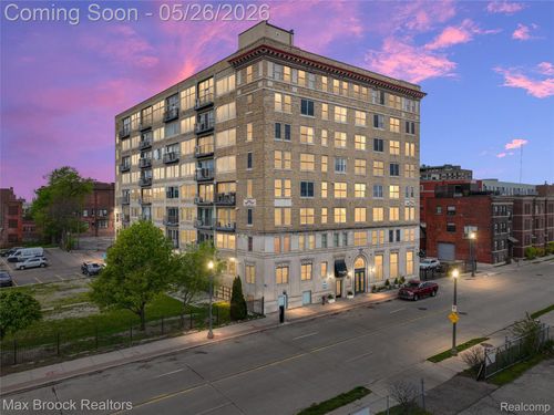 509-2915 John R St, Detroit, MI, 48201-2911 | Card Image