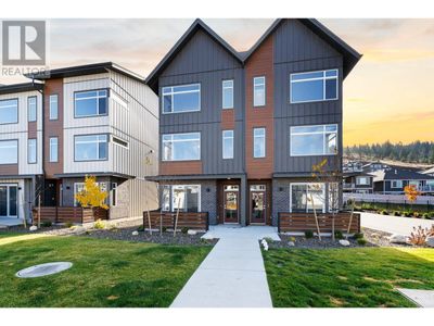 102 - 1901 Qu'appelle Blvd, Townhouse with 3 bedrooms, 4 bathrooms and 3 parking in Kamloops BC | Image 3