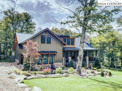 137 Green Cliffs Rd, Sugar Mountain, NC, 28604-0050 | Card Image