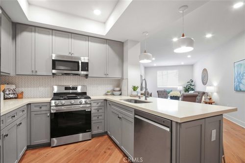 122-927 Deep Valley Dr, Rolling Hills Estates, CA, 90274-3808 | Card Image
