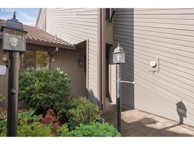 D - 13802 Nw 10 Th Ct, Home with 2 bedrooms, 2 bathrooms and 1 parking in Vancouver WA | Image 3