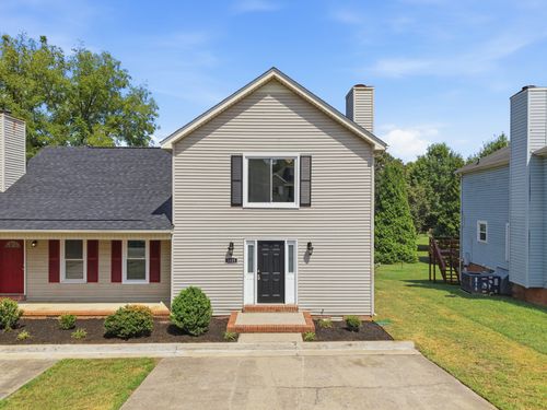 1035 Silver Point Dr, Murfreesboro, TN, 37130-5100 | Card Image