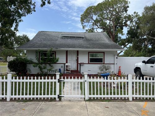 526 14th Avenue S, ST PETERSBURG, FL, 33701 | Card Image