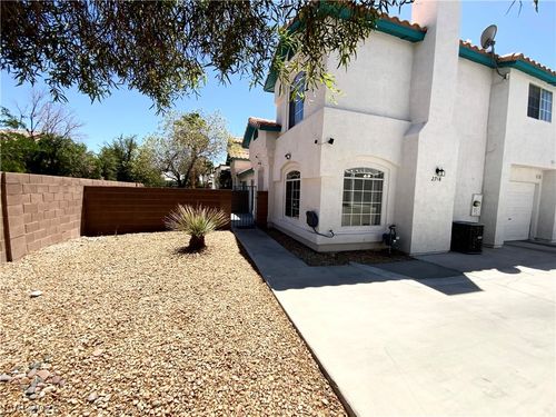 2748 Stargate St, Las Vegas, NV, 89108-4061 | Card Image