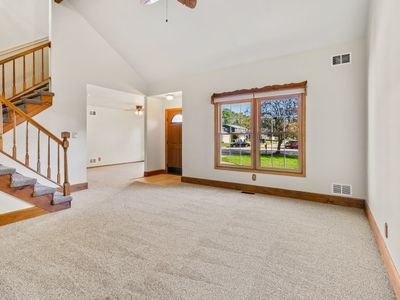 4827 Barnwood Trail, House other with 3 bedrooms, 2 bathrooms and 2 parking in Mchenry IL | Image 2