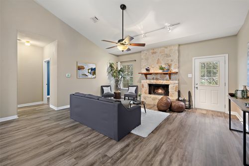 1301 S Quinlan Park Rd, Austin, TX, 78732-6038 | Card Image