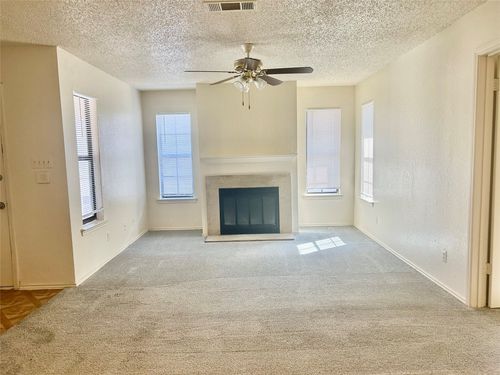 411 Crest Line Dr, Arlington, TX, 76012-3764 | Card Image