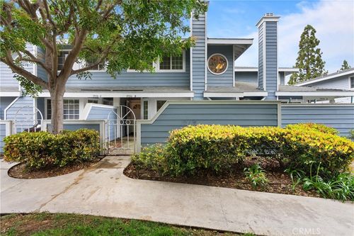 apt-b-19116 Queensport Ln, Huntington Beach, CA, 92646-2068 | Card Image