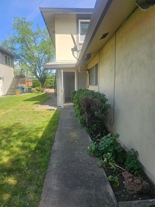 apt-2-5918 Walerga Rd, Sacramento, CA, 95842-3012 | Card Image