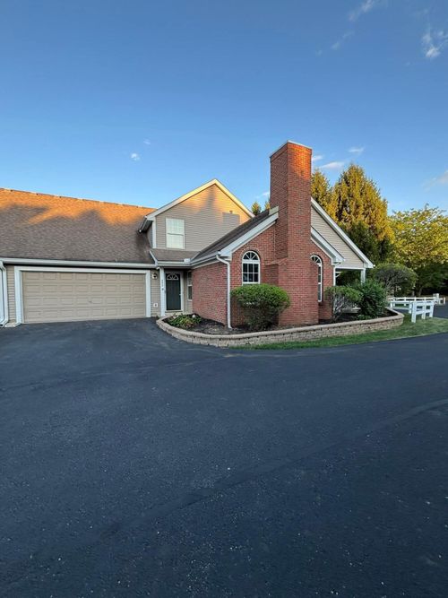 892 Shelbourne Pl, Newark, OH, 43055-7299 | Card Image