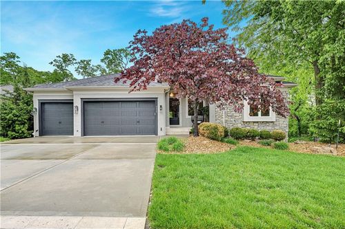 770 Suffolk Ln, Belton, MO, 64012-3377 | Card Image