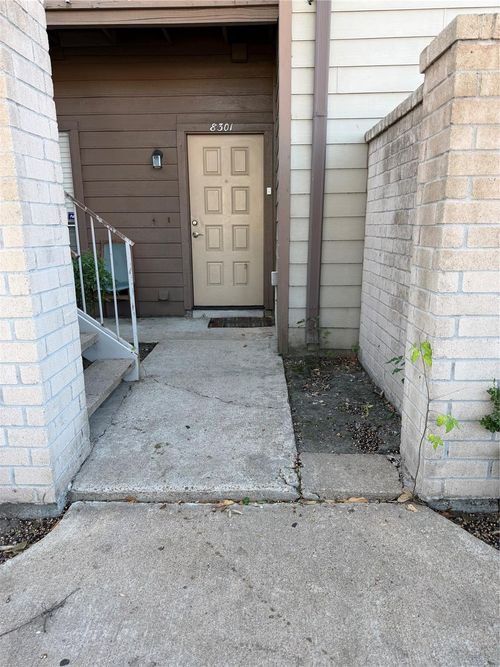 189-8301 Sands Point Dr, Houston, TX, 77036-2765 | Card Image