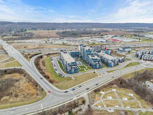 410 - 16 Concord Pl, Condo with 2 bedrooms, 1 bathrooms and null parking in Grimsby ON | Image 39