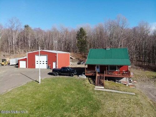 190 Wes Brown Rd, Cherry Valley, NY, 13320-3302 | Card Image