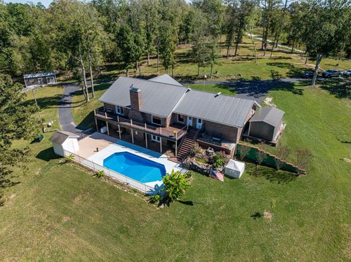2743 Mouse Tail Rd, Parsons, TN, 38363-3810 | Card Image