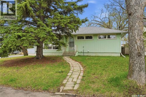 2601 Pasqua St, Regina, SK, S4S0M4 | Card Image