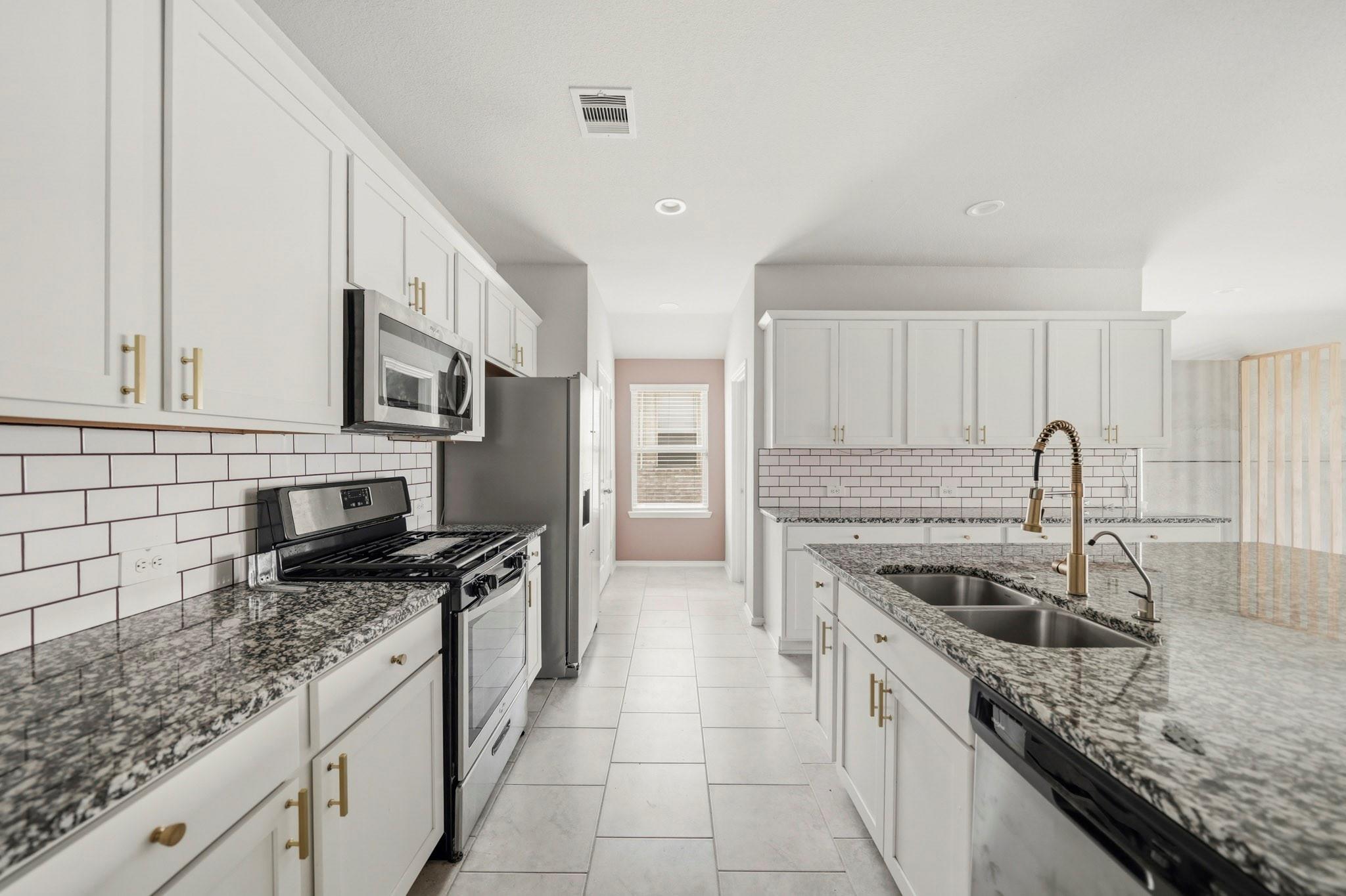 Residential Lease in Conroe 3