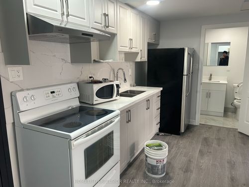 unit-3-3 Simcoe St S, Oshawa, ON, L1H4G1 | Card Image