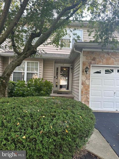 51 Hogan Way, MOORESTOWN, NJ, 08057-3871 | Card Image