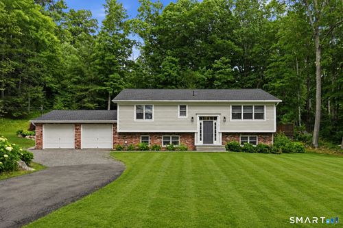 3 Bayberry Dr, Brookfield, CT, 06804-1703 | Card Image
