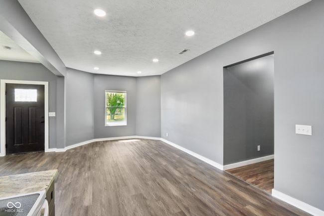 3098 Central, House other with 4 bedrooms, 2 bathrooms and null parking in Arlington IN | Image 10