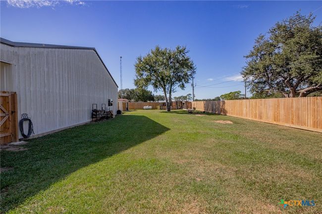 214 Timothy St, Home with 3 bedrooms, 3 bathrooms and null parking in Inez TX | Image 24