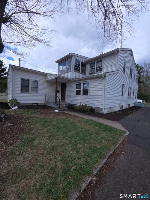 305 Redstone Hill Rd, Bristol, CT, 06010-8634 | Card Image