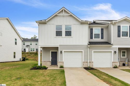 847 Thread Way, Greer, SC, 29651-3864 | Card Image