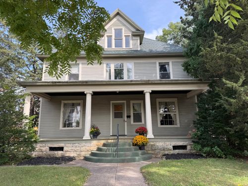 417 11th St S, La Crosse, WI, 54601-4762 | Card Image