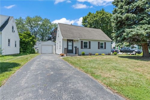 153 Greenfield Rd, Greece, NY, 14626-2433 | Card Image