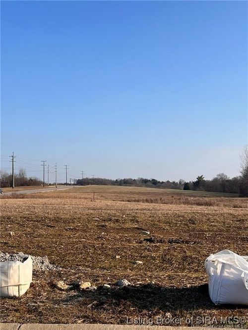 8135 Farming Way, Charlestown, IN, 47111-7804 | Card Image